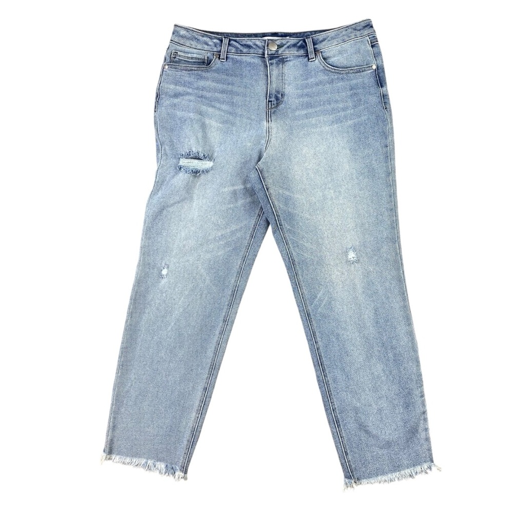 Woman’s 1822 Denim distressed raw hem jeans size 12